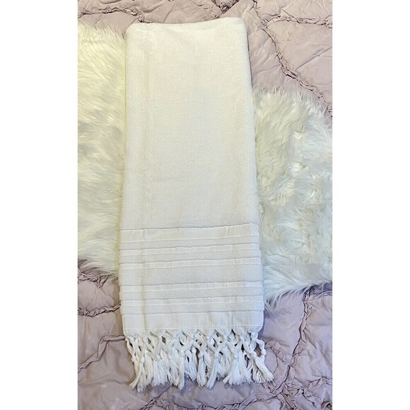 1 Serena & Lily Healdsburg Bath Sheet Turkish Cotton 70 x 40 White Sold Out! - Picture 1 of 6
